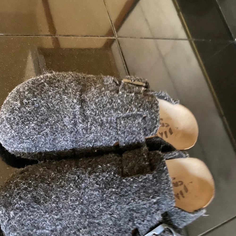 Gray Suede/Felt Buckle Slip On Flat Mules - Picture 3 of 16